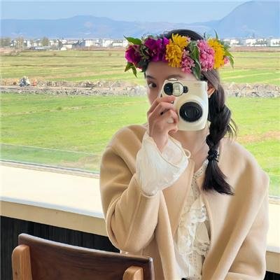 老艺术家孙女出道颜值引争议，学校展开调查，连日来引热议
